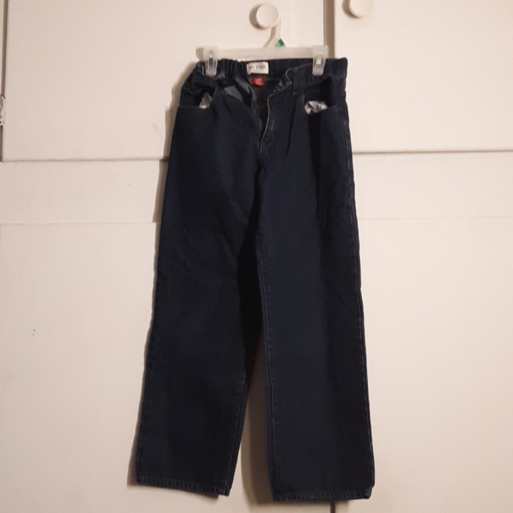 East 1989 Place size husky 12